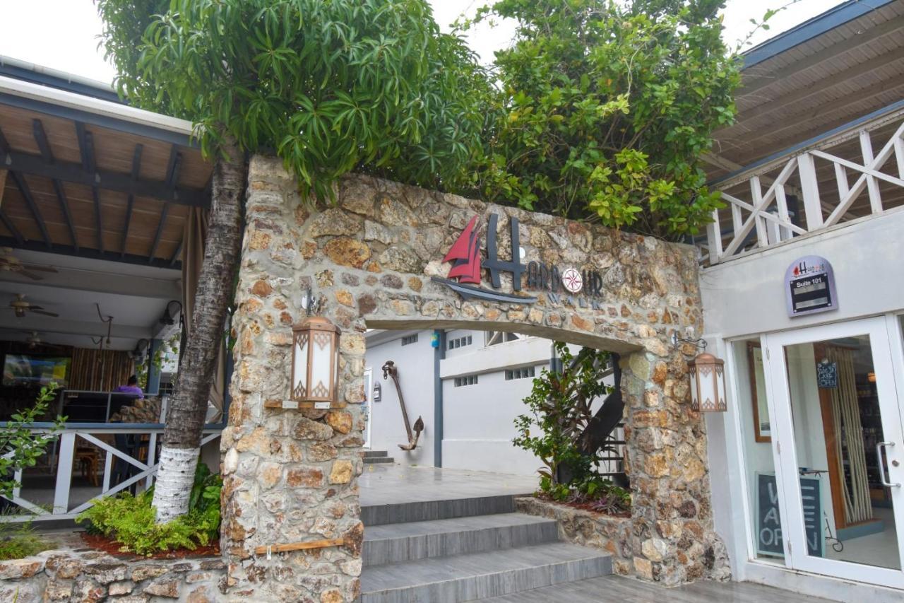 The Moxy Hotel English Harbour Exterior foto