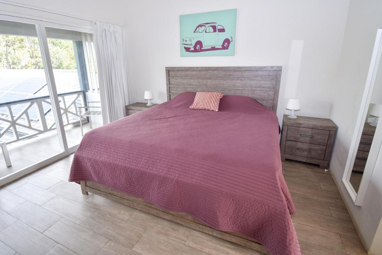 The Moxy Hotel English Harbour Exterior foto