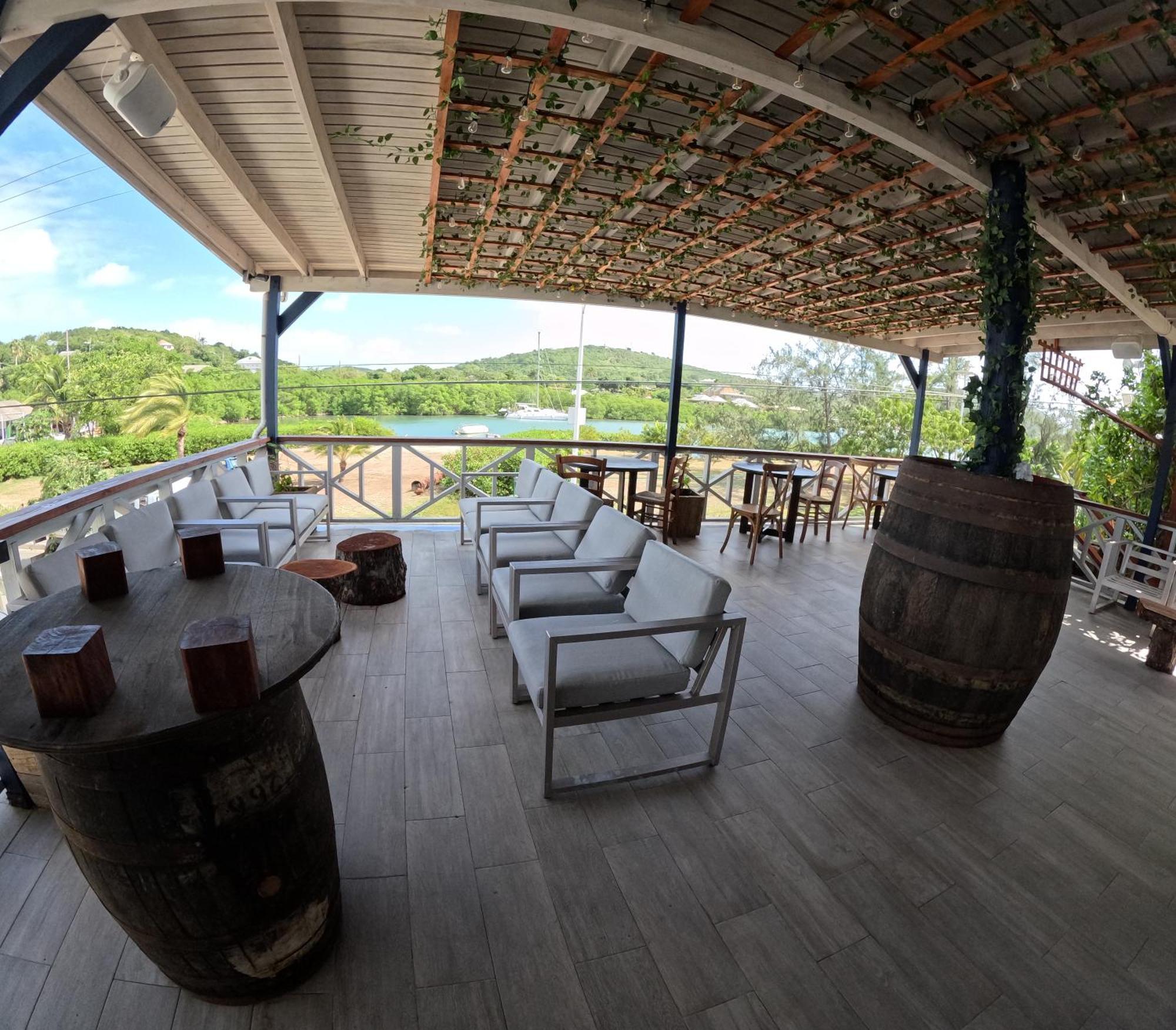 The Moxy Hotel English Harbour Exterior foto