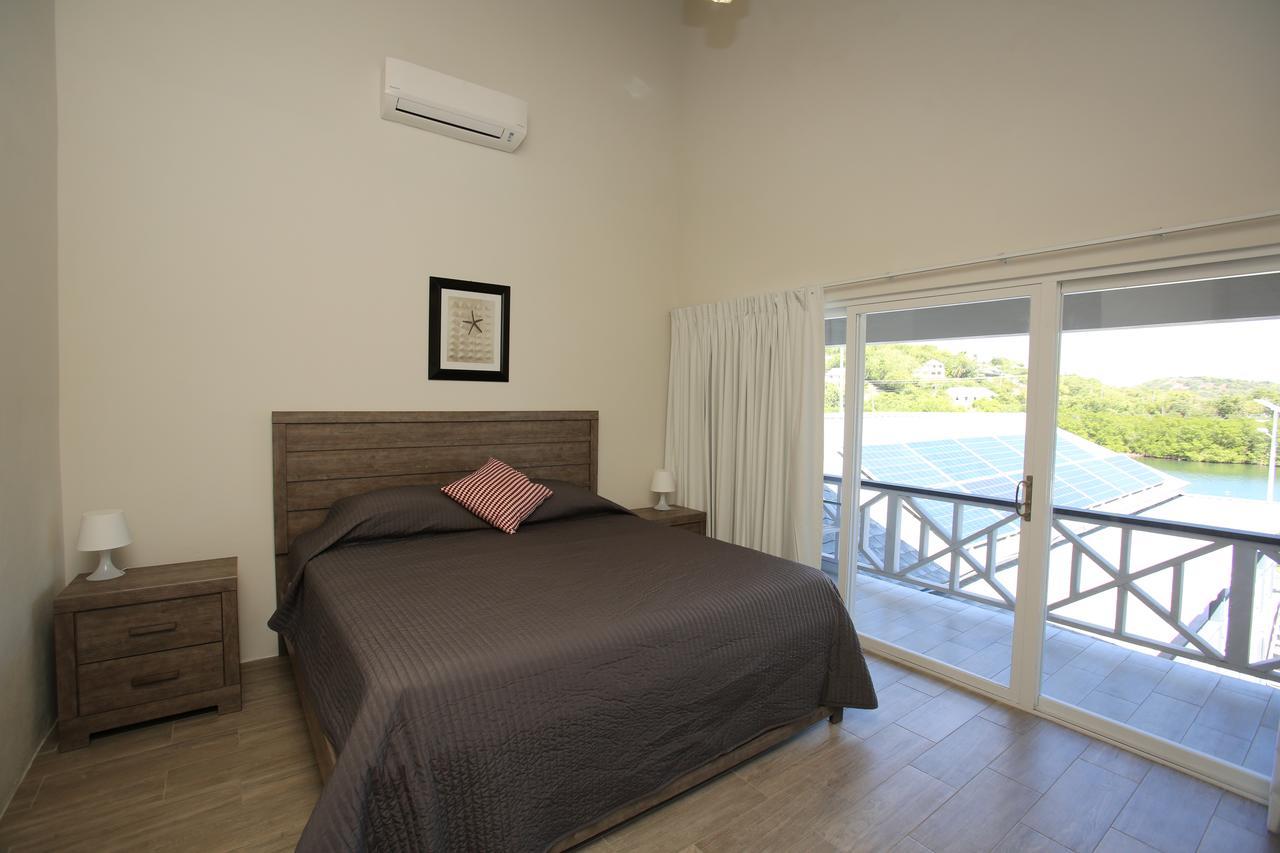 The Moxy Hotel English Harbour Exterior foto